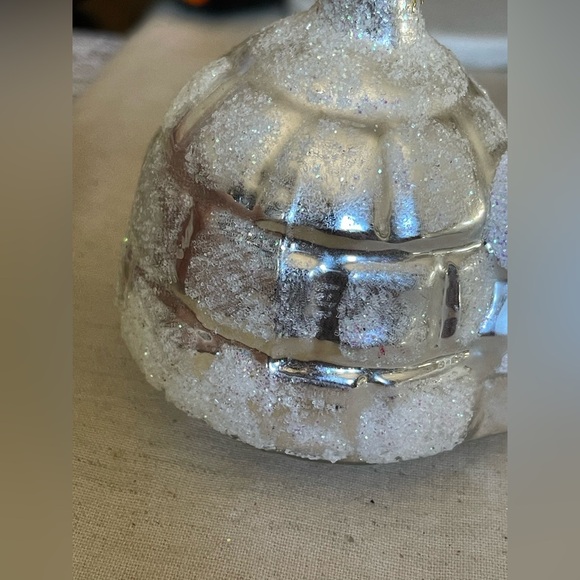 Blown glass Christmas ornament Igloo and Eskimo - Picture 3 of 8